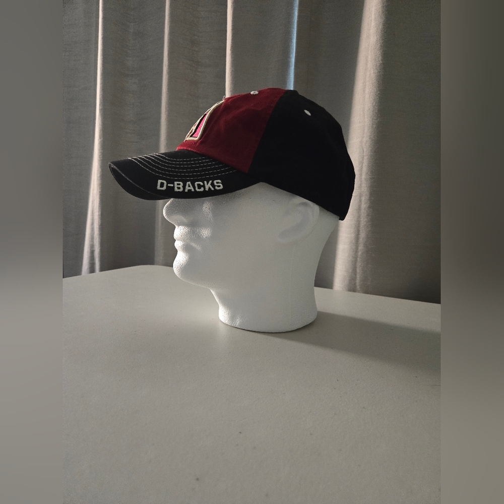 Red and Black D-Backs Baseball Cap - Picture 6 of 8
